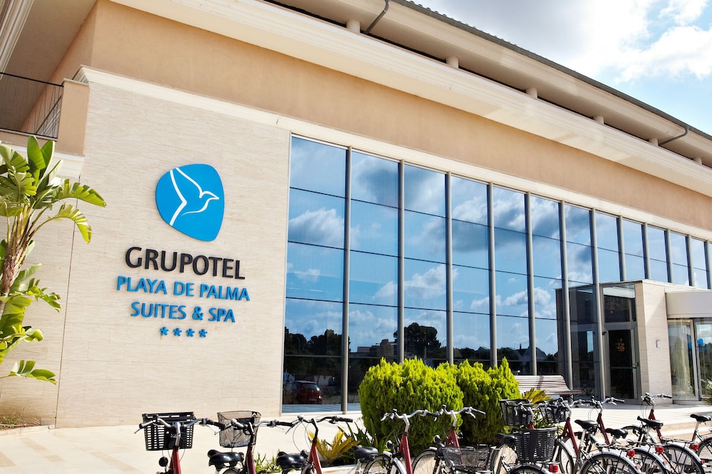 Grupotel Playa de Palma Suites & Spa — Hotel building in Playa de Palma, Balearic Islands