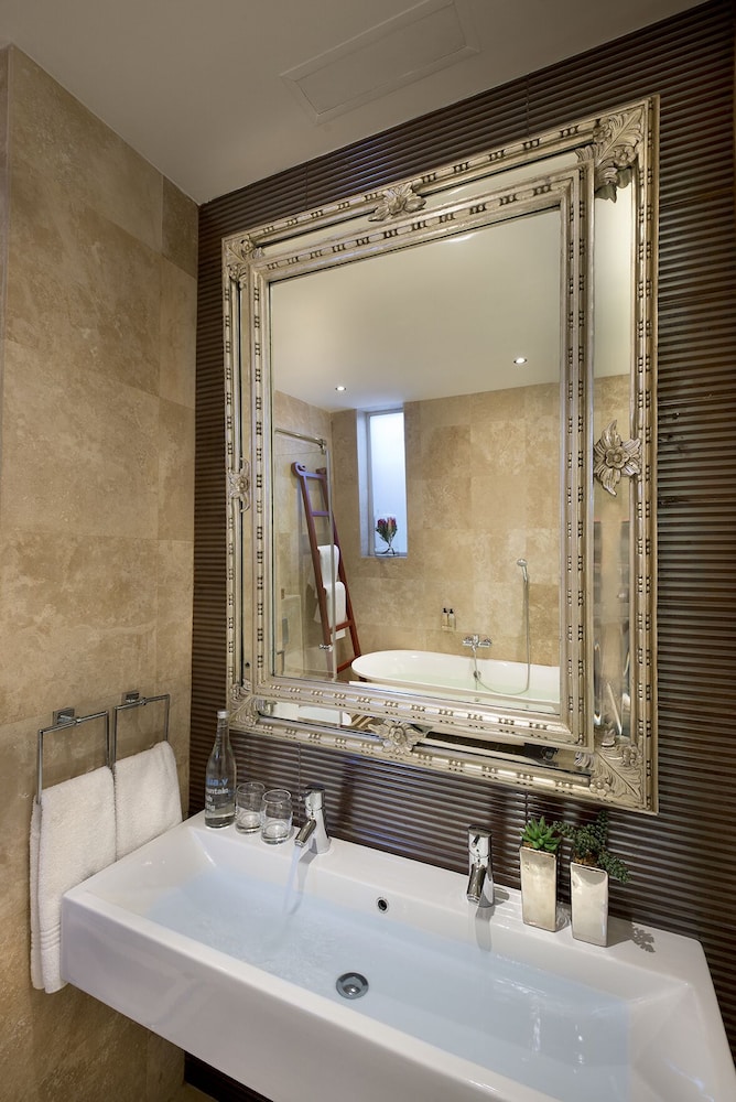 Grand Daddy Boutique Hotel — Hotel rooms in Cape Town, Western Cape