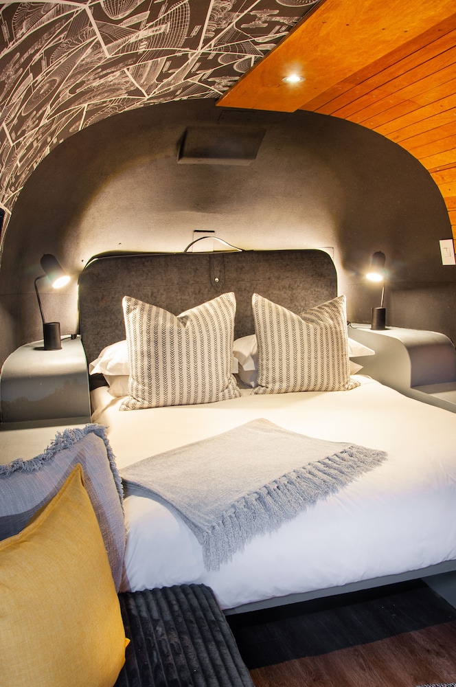 Grand Daddy Boutique Hotel — Hotel rooms in Cape Town, Western Cape