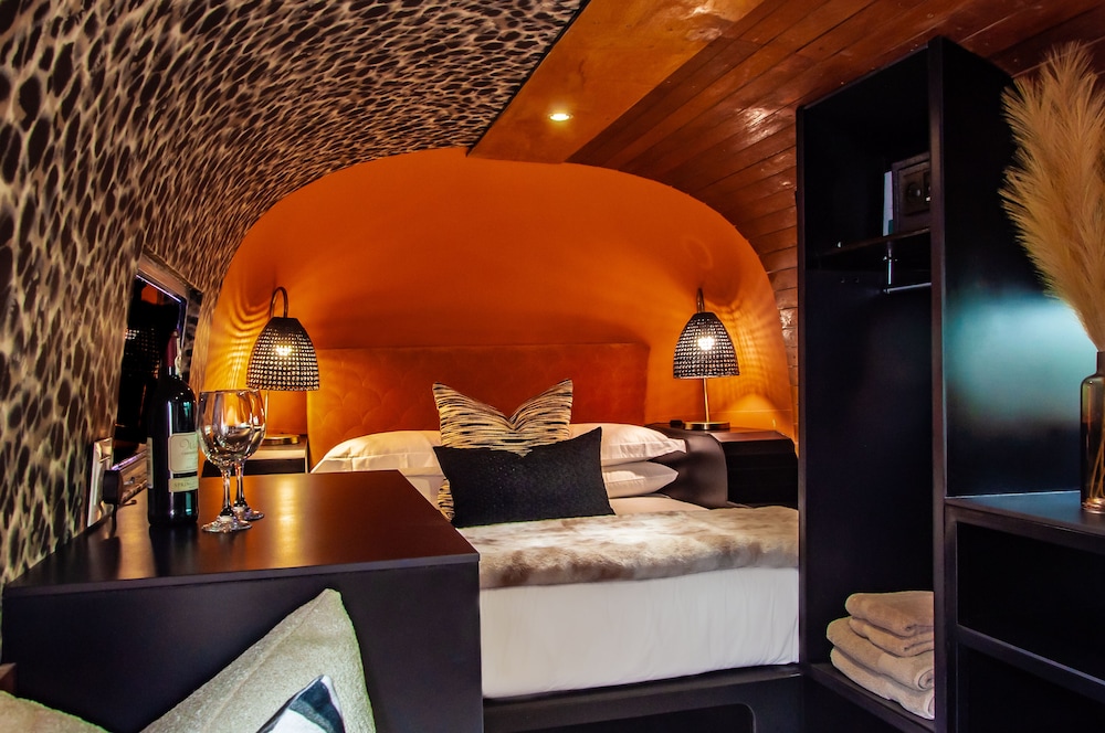 Grand Daddy Boutique Hotel — Hotel rooms in Cape Town, Western Cape
