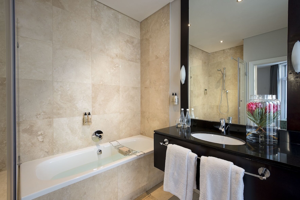 Grand Daddy Boutique Hotel — Hotel rooms in Cape Town, Western Cape