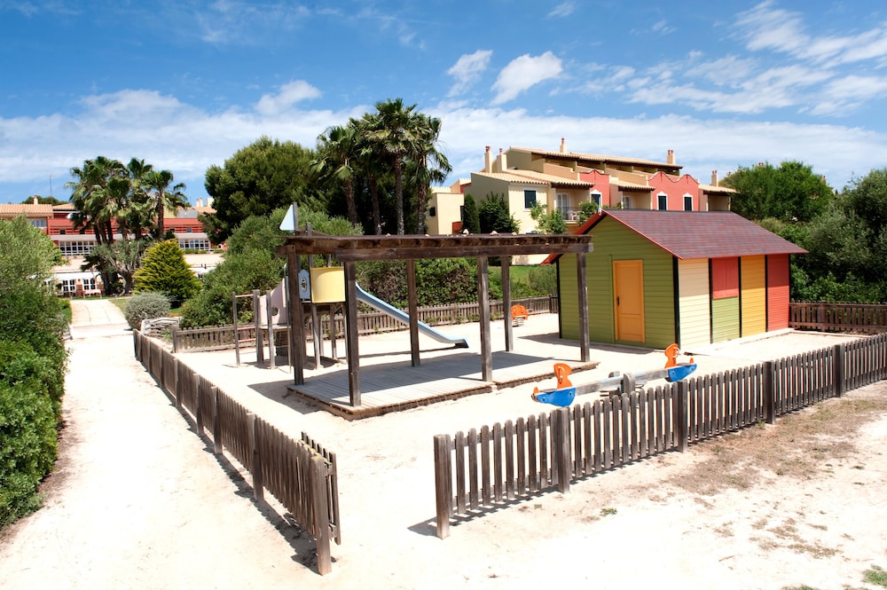 Grupotel Playa Club — Attractions for children in Cala'n Bosch, Balearic Islands
