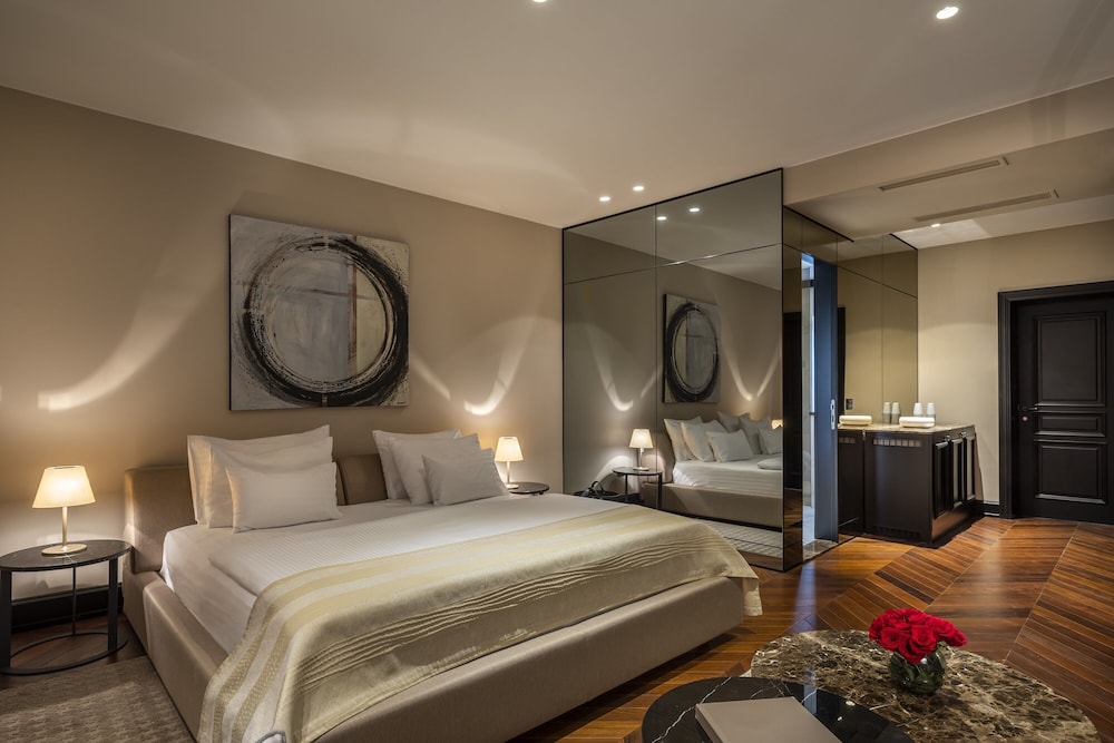 Valamar Riviera Hotel & Residence — Hotel rooms in Poreč, Istria