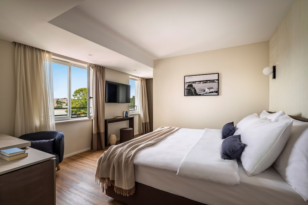 Valamar Riviera Hotel & Residence — Hotel rooms in Poreč, Istria