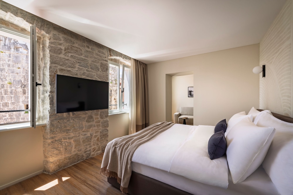 Valamar Riviera Hotel & Residence — Hotel rooms in Poreč, Istria