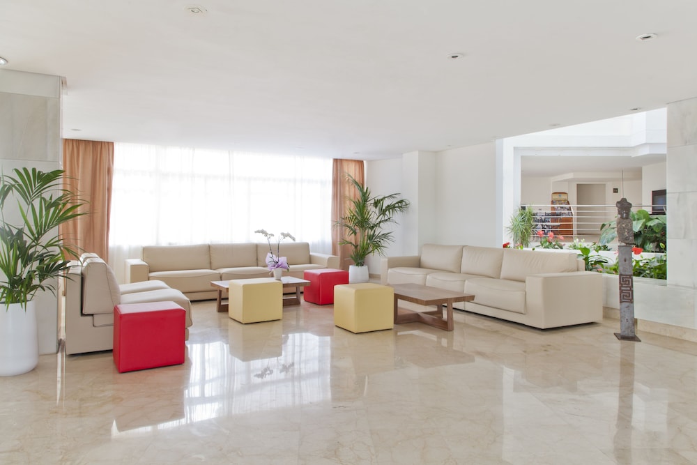 Grupotel Port d'Alcudia — Hotel building in Alcudia, Balearic Islands