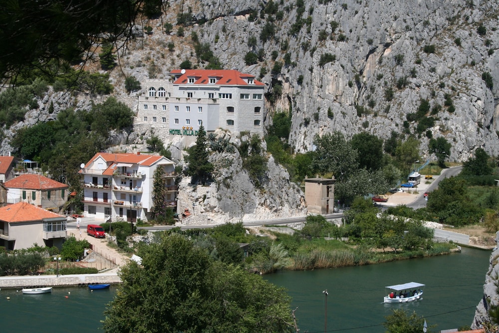 Hotel Villa Dvor — View in Omiš, Split-Dalmatia