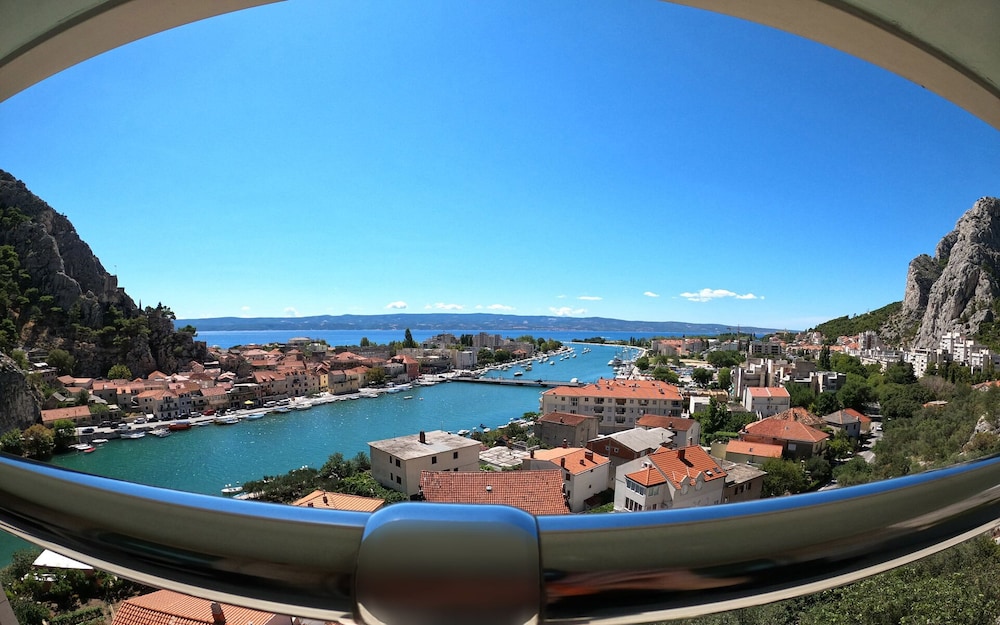 Hotel Villa Dvor — View in Omiš, Split-Dalmatia
