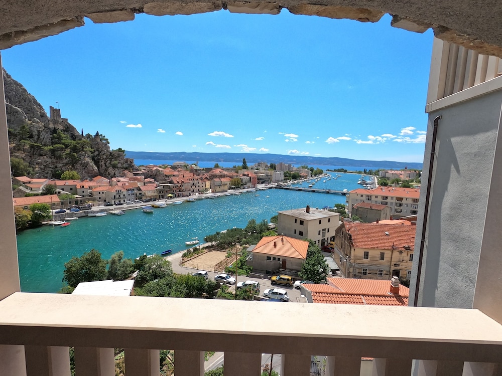 Hotel Villa Dvor — View in Omiš, Split-Dalmatia