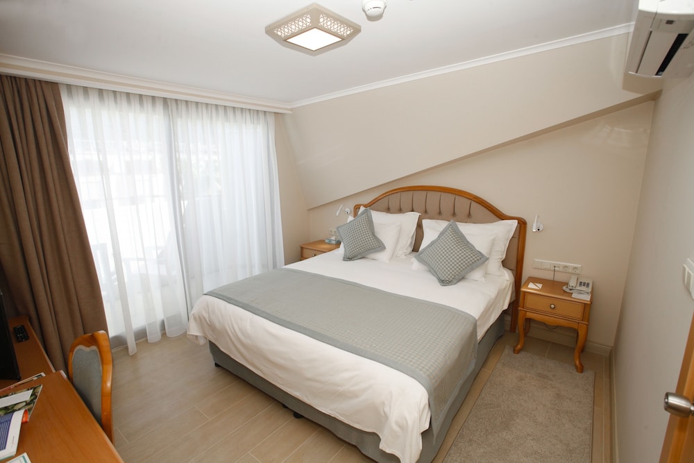 Hotel Aqua - All Inclusive — Hotel rooms in İçmeler, Mugla