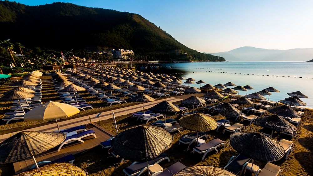 Hotel Aqua - All Inclusive — Beach in İçmeler, Mugla