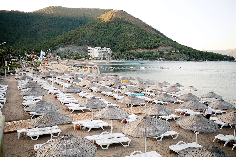 Hotel Aqua - All Inclusive — Beach in İçmeler, Mugla