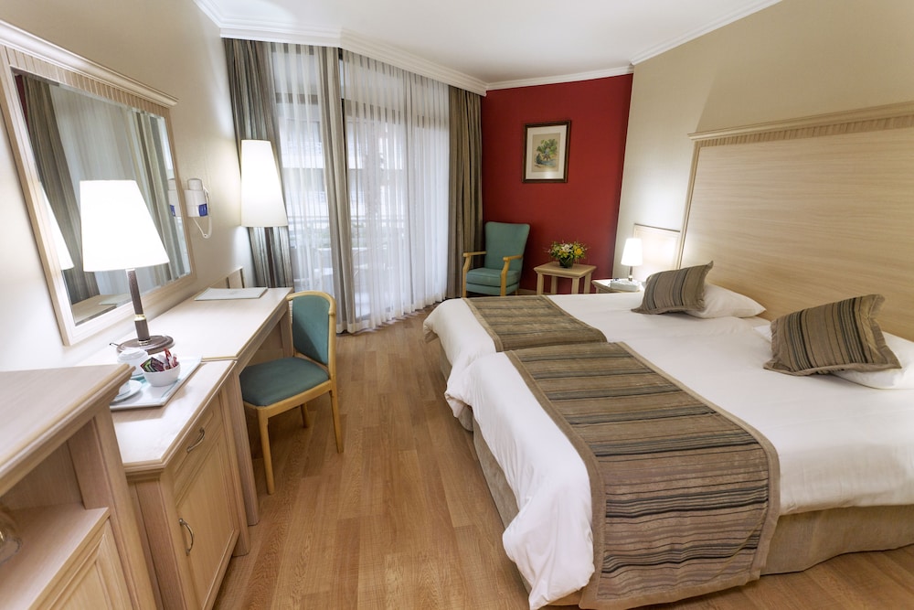 Hotel Aqua - All Inclusive — Hotel rooms in İçmeler, Mugla