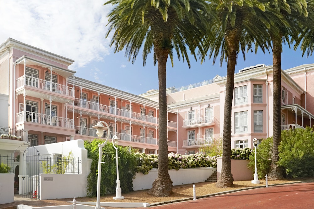 Mount Nelson, A Belmond Hotel, Cape Town — Hotel building in Cape Town, Western Cape