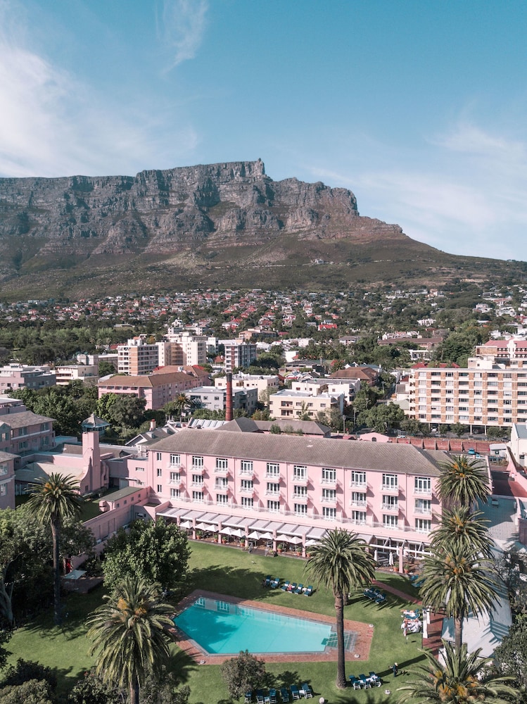 Mount Nelson, A Belmond Hotel, Cape Town — Hotel building in Cape Town, Western Cape