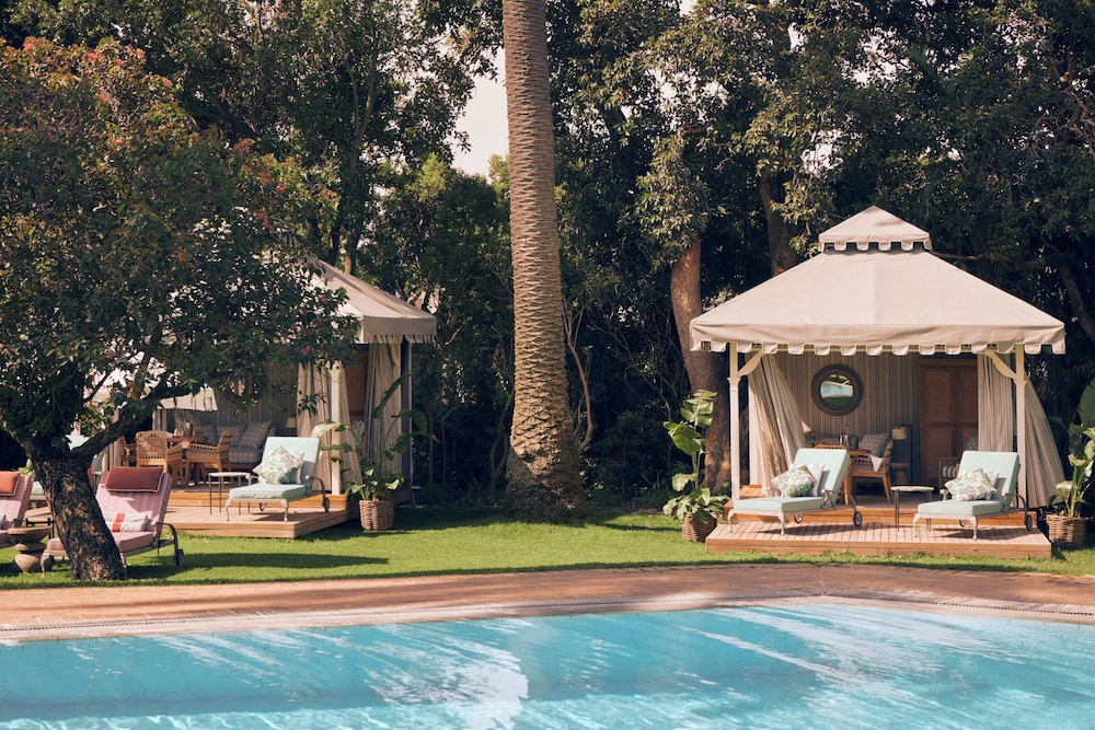 Mount Nelson, A Belmond Hotel, Cape Town — Swimming pool in Cape Town, Western Cape