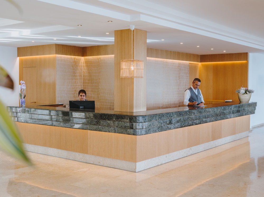 Grupotel Aguait Resort & Spa - Adults Only — Hotel building in Cala Ratjada, Balearic Islands