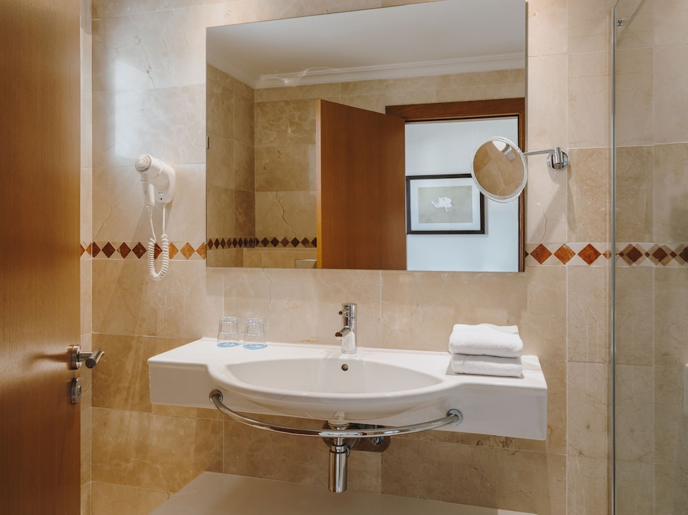 Grupotel Aguait Resort & Spa - Adults Only — Hotel rooms in Cala Ratjada, Balearic Islands