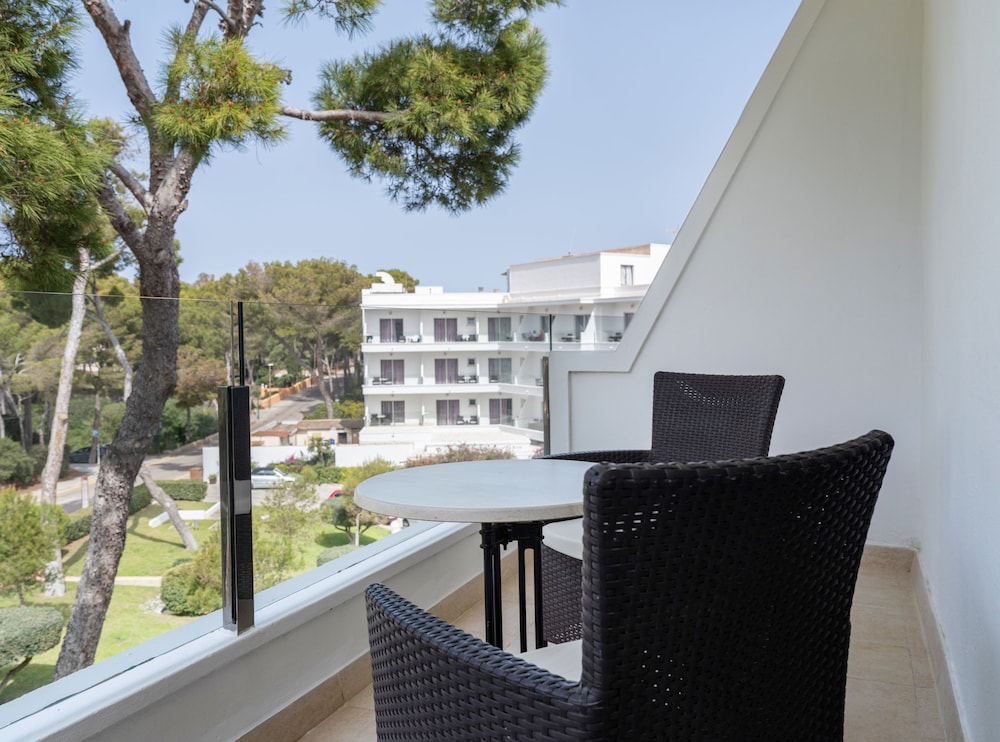 Grupotel Aguait Resort & Spa - Adults Only — Hotel building in Cala Ratjada, Balearic Islands