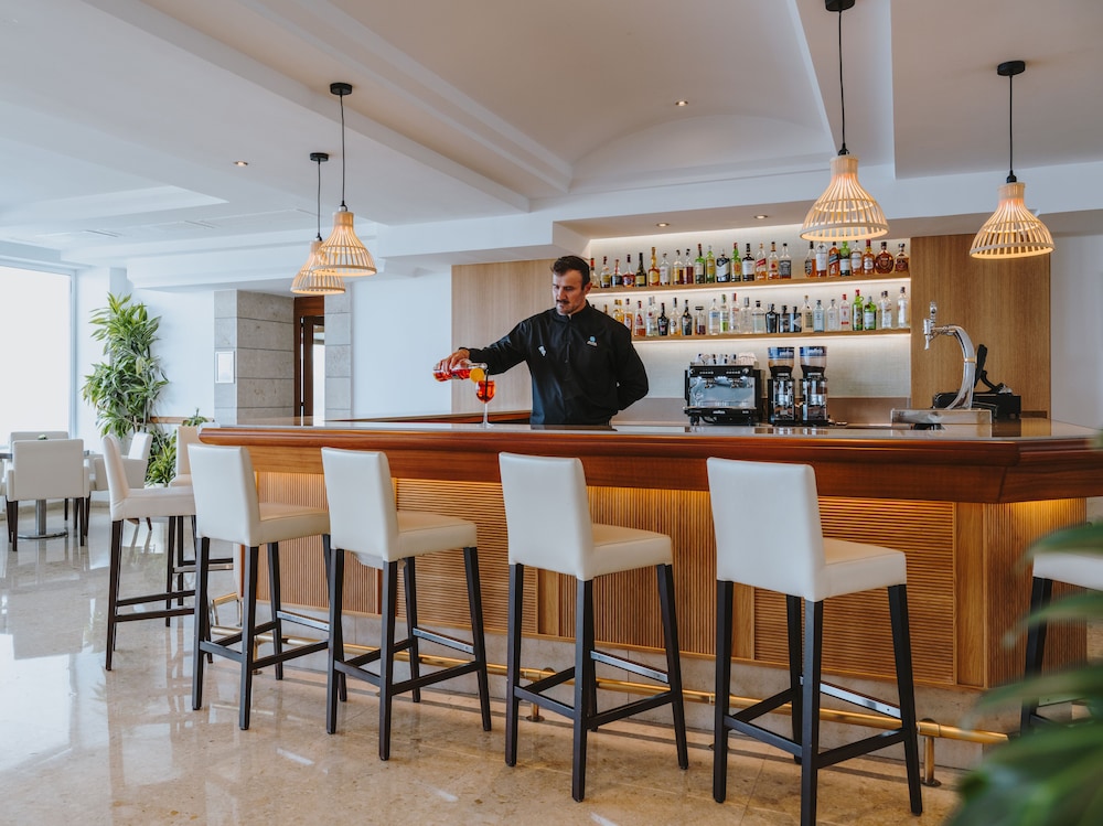 Grupotel Aguait Resort & Spa - Adults Only — Restaurant & bars in Cala Ratjada, Balearic Islands