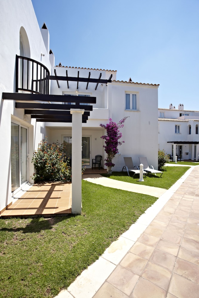 Grupotel Aldea Cala'n Bosch — Hotel building in Cala'n Bosch, Balearic Islands