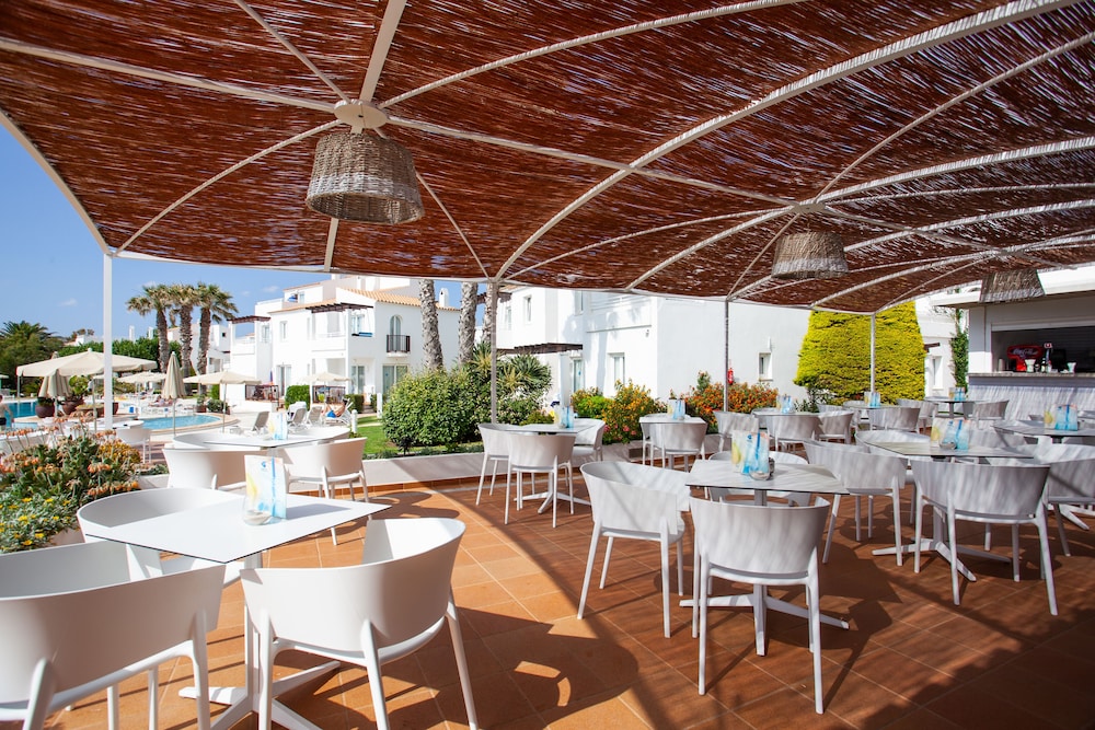 Grupotel Aldea Cala'n Bosch — Restaurant & bars in Cala'n Bosch, Balearic Islands