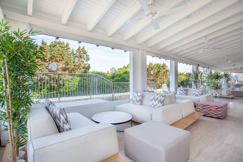 Grupotel Aldea Cala'n Bosch — Restaurant & bars in Cala'n Bosch, Balearic Islands