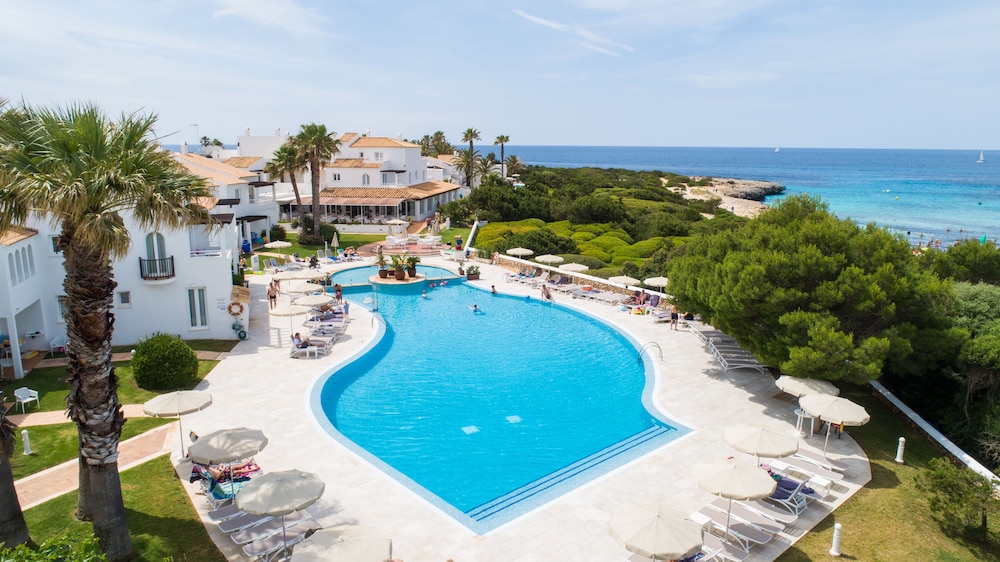 Grupotel Aldea Cala'n Bosch — Swimming pool in Cala'n Bosch, Balearic Islands