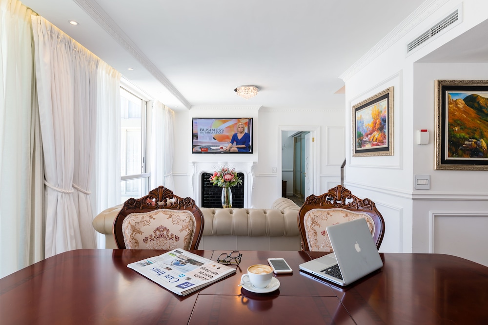 Pepperclub Hotel — Hotel rooms in Cape Town, Western Cape