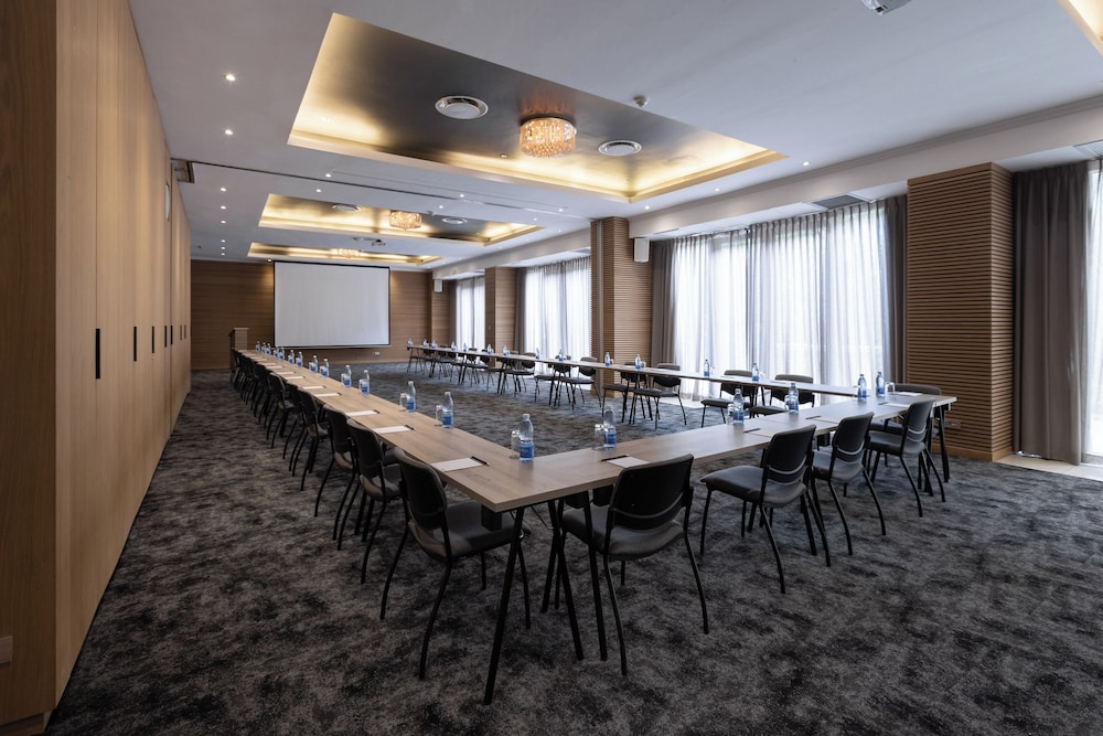 Pepperclub Hotel — Hotel building in Cape Town, Western Cape