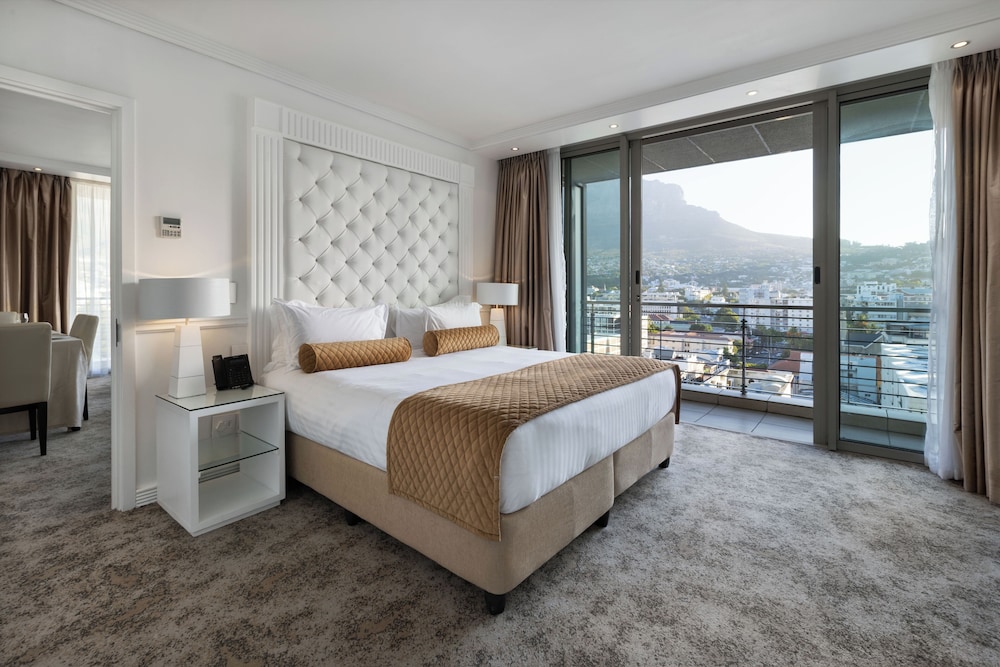 Pepperclub Hotel — Hotel rooms in Cape Town, Western Cape