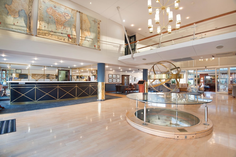 The Portswood Hotel — Hotel building in Cape Town, Western Cape