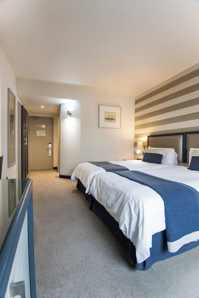 The Portswood Hotel — Hotel rooms in Cape Town, Western Cape
