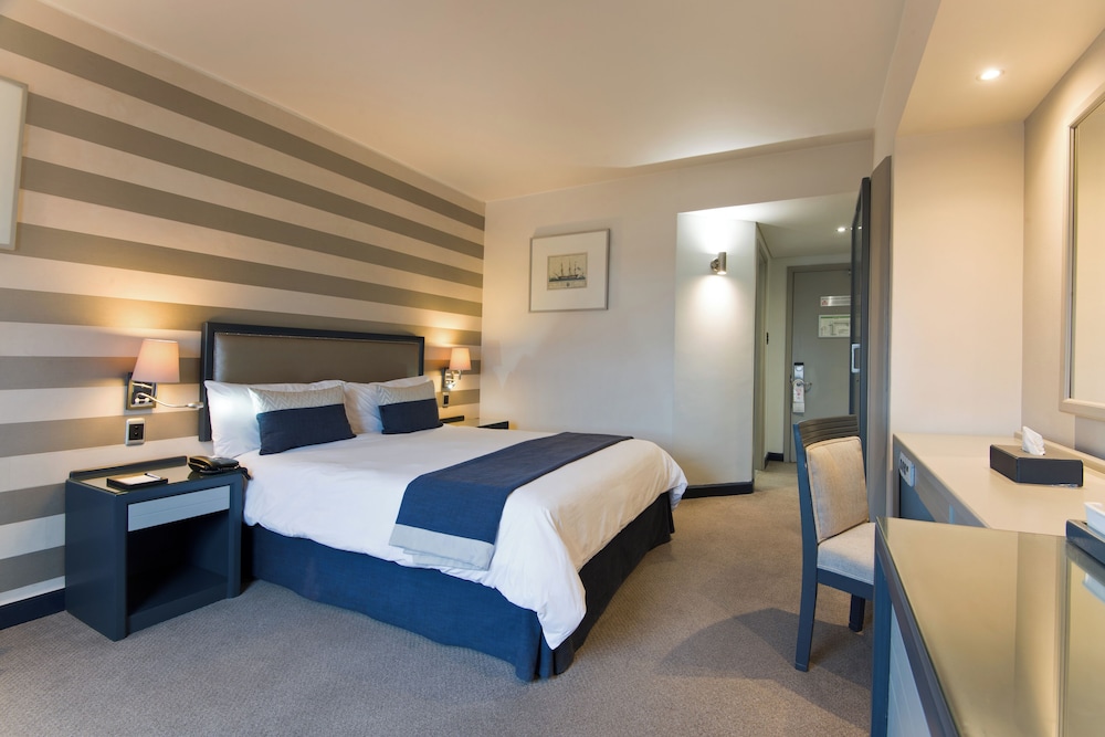 The Portswood Hotel — Hotel rooms in Cape Town, Western Cape