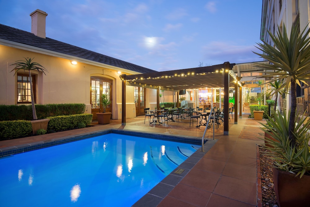 The Portswood Hotel — Swimming pool in Cape Town, Western Cape