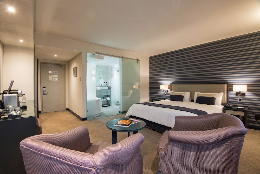 The Portswood Hotel — Hotel rooms in Cape Town, Western Cape