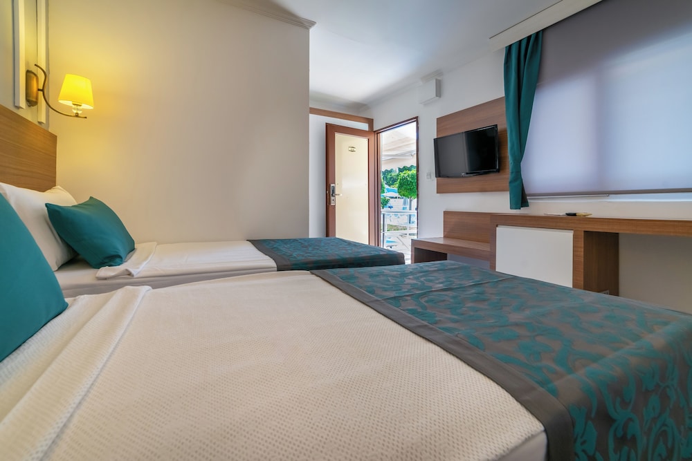 Armas Beach - All Inclusive — Rooms in Kemer