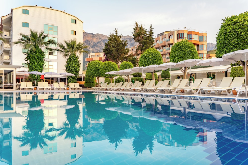 Armas Beach - All Inclusive — Main photo in Kemer