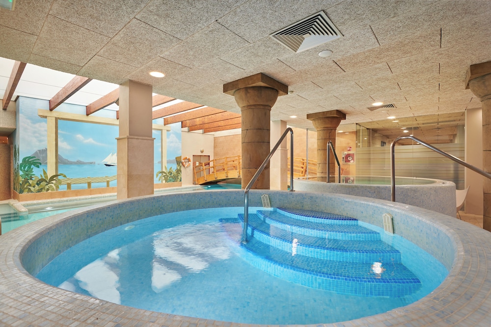 Grupotel Gran Vista & SPA — Swimming pool in Can Picafort, Balearic Islands