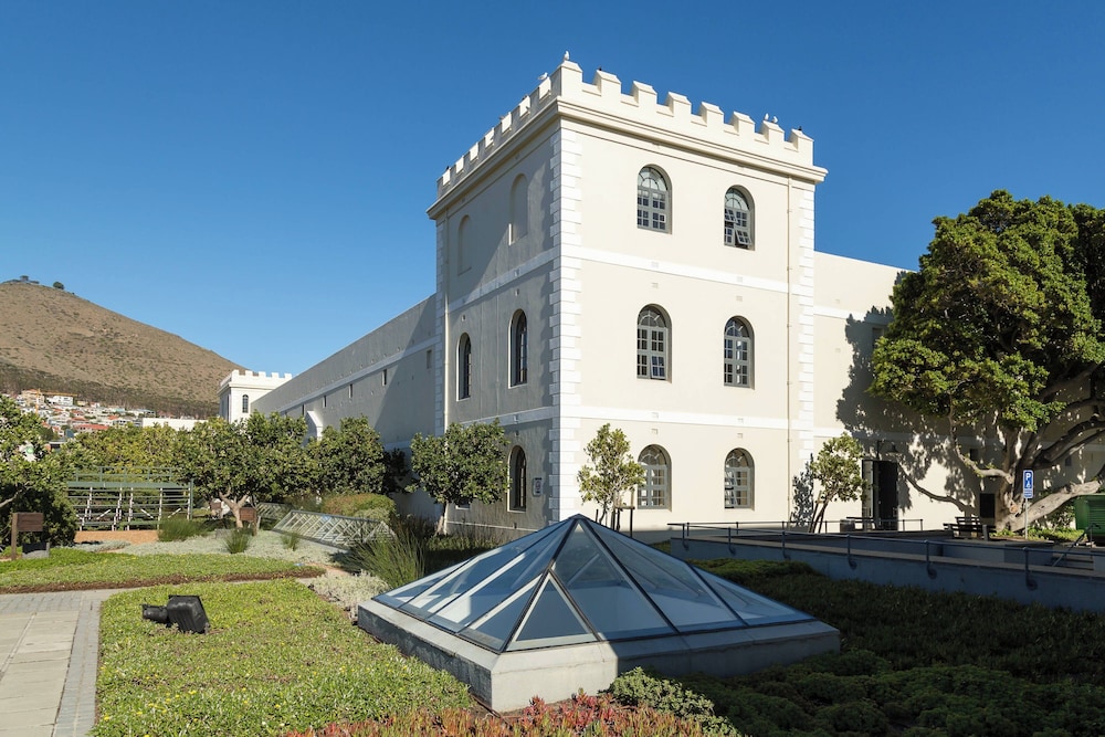 Protea Hotel by Marriott Cape Town Waterfront Breakwater Lodge — Attractions in the area in Cape Town, Western Cape