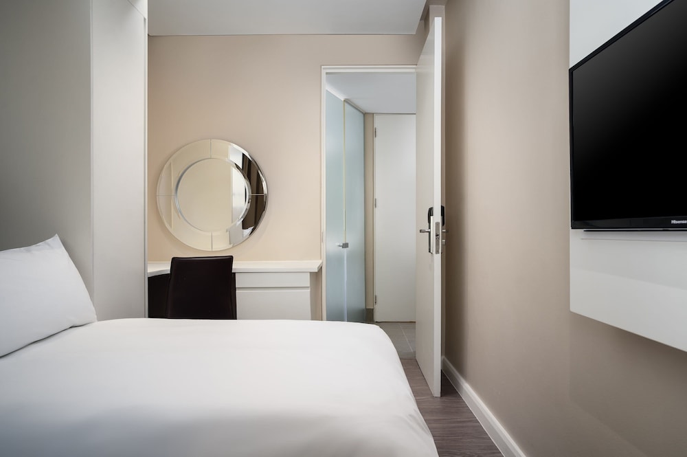 Protea Hotel by Marriott Cape Town Waterfront Breakwater Lodge — Hotel rooms in Cape Town, Western Cape