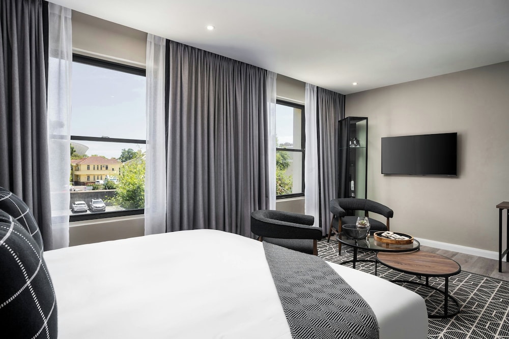 Protea Hotel by Marriott Cape Town Waterfront Breakwater Lodge — Hotel rooms in Cape Town, Western Cape