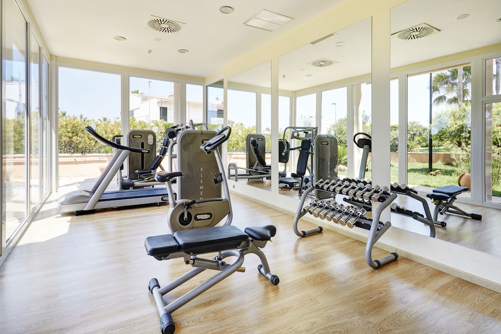 Grupotel Macarella Suites & Spa — Sports & recreation in Cala'n Bosch, Balearic Islands