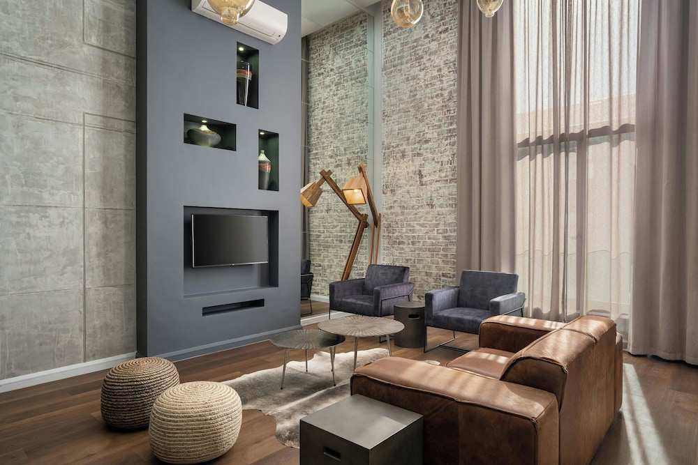 Protea Hotel Fire & Ice by Marriott Cape Town — Hotel rooms in Cape Town, Western Cape