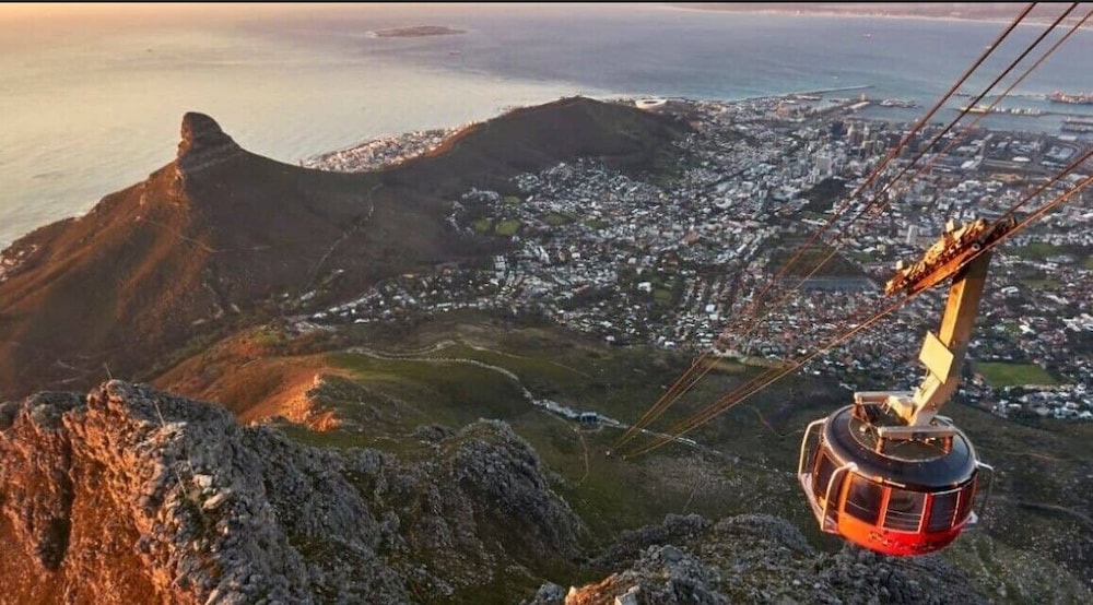 Protea Hotel Fire & Ice by Marriott Cape Town — Attractions in the area in Cape Town, Western Cape