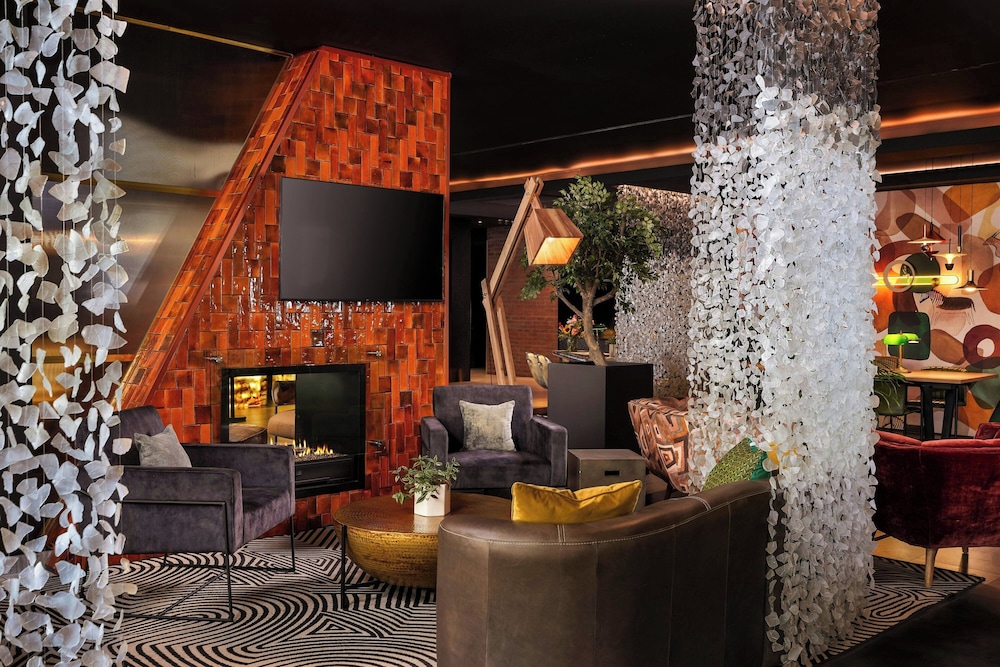 Protea Hotel Fire & Ice by Marriott Cape Town — Restaurant & bars in Cape Town, Western Cape