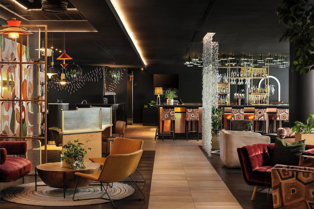 Protea Hotel Fire & Ice by Marriott Cape Town — Restaurant & bars in Cape Town, Western Cape