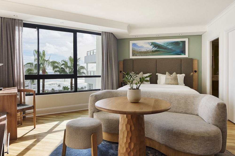 President Hotel — Hotel rooms in Cape Town, Western Cape