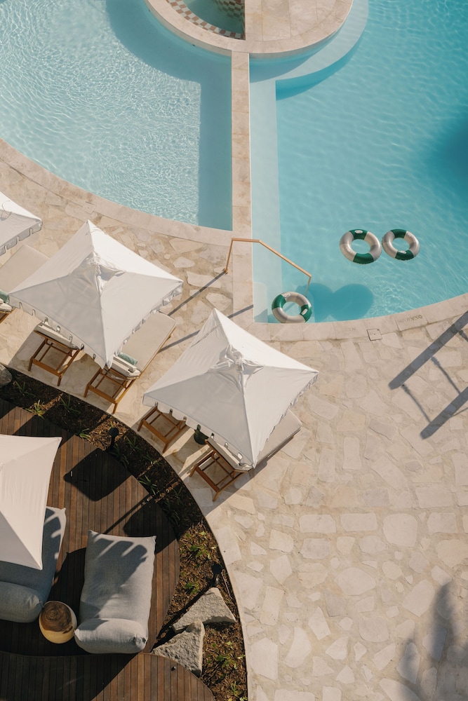 President Hotel — Swimming pool in Cape Town, Western Cape