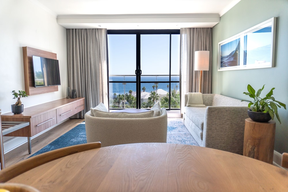President Hotel — Hotel rooms in Cape Town, Western Cape